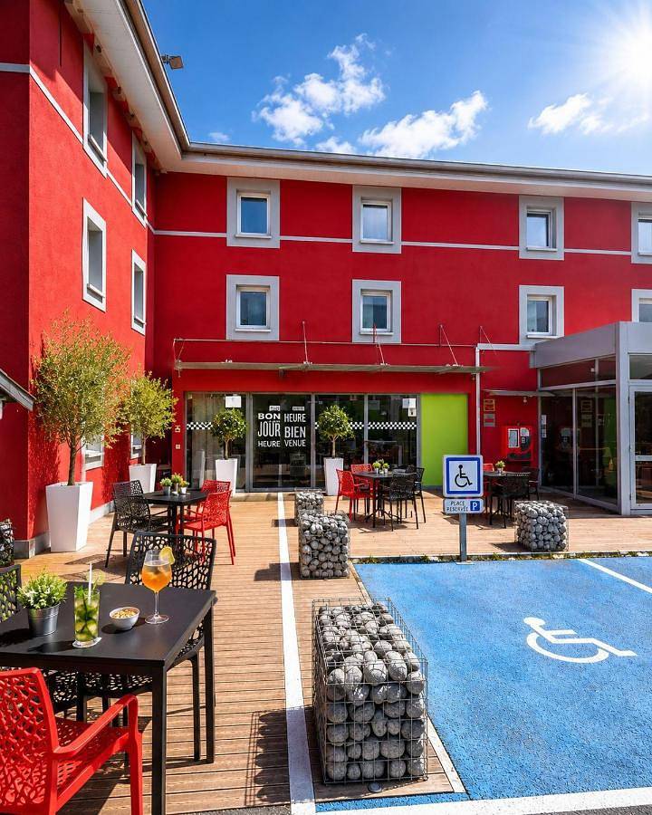 Enzo Hotels Reims Tinqueux in Tinqueux, Marne