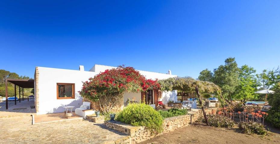 Villa pour 10 personnes, avec jardin et bassin pour enfant ainsi que piscine et vue, animaux acceptés dans Formentera - 4