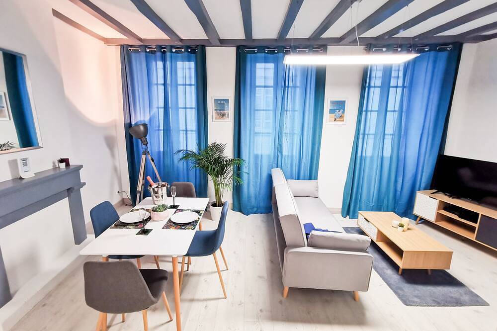 Apartamento entero, Superbe T3 Design et Fonctionnel - Hyper Centre à Saintes in Saintes, Saintes region