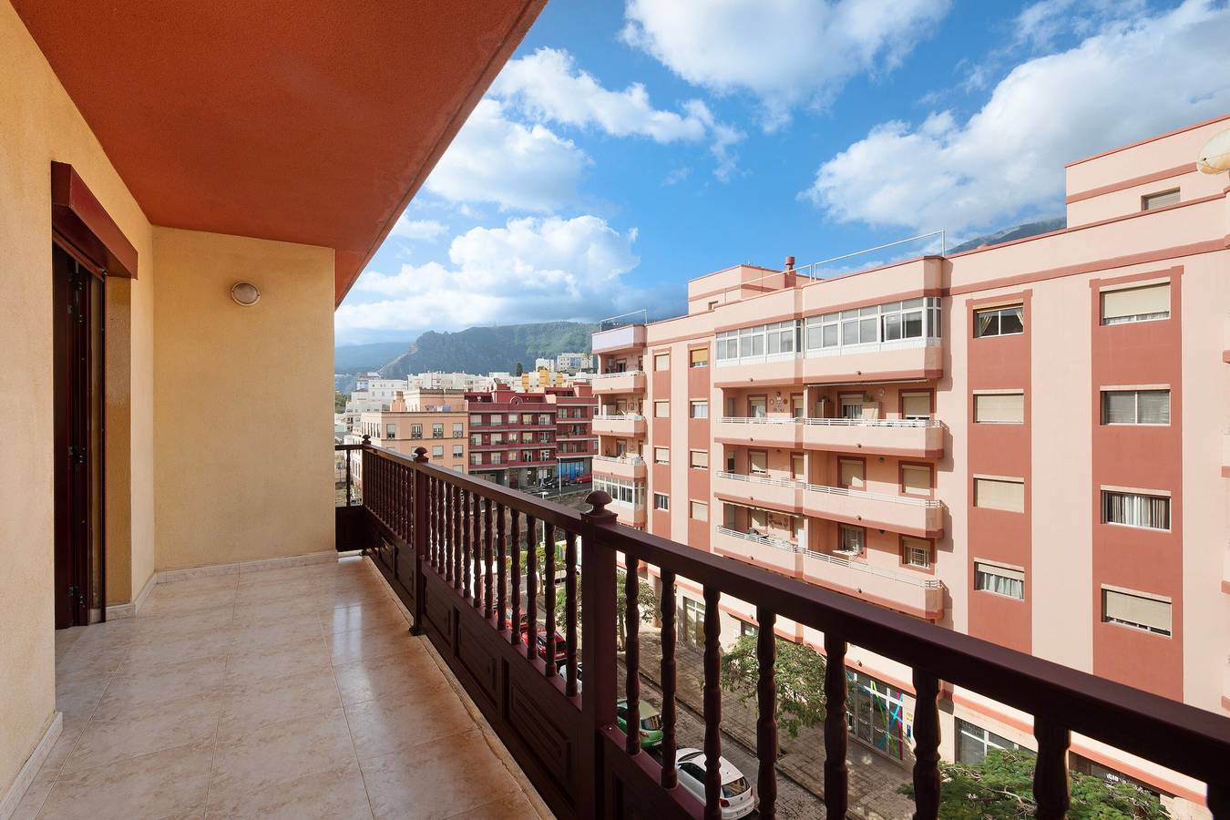 Appartement entier, Appartement 'Los Girasoles' avec vue sur la mer, balcon et Wi-Fi in El Planto, Santa Cruz de La Palma