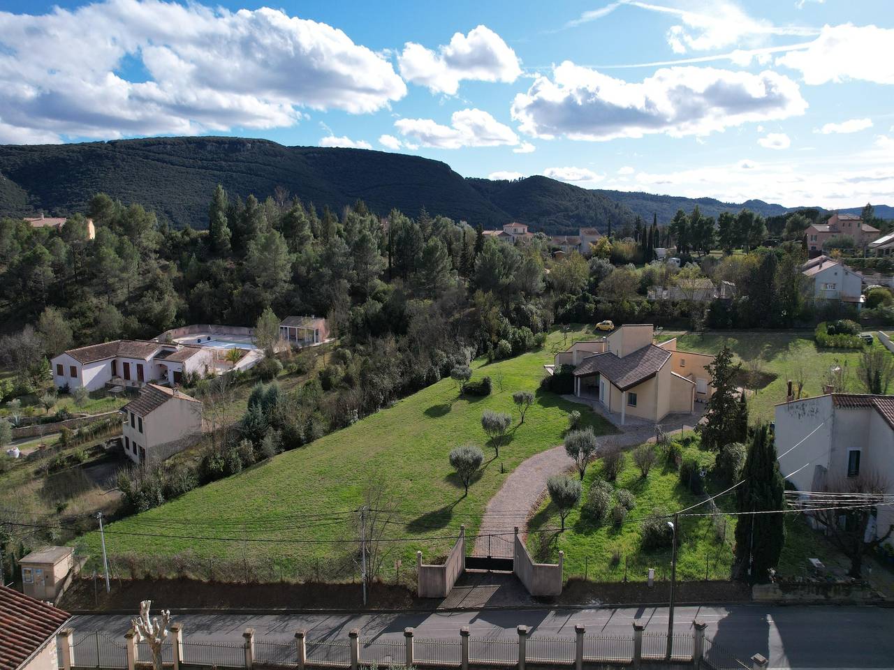 Villa in Frankreich mit privatem Pool in Prades-sur-Vernazobre, Béziers und Umgebung