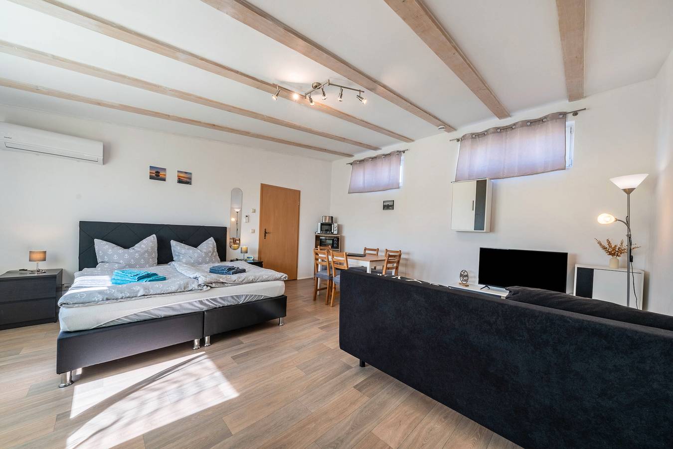 Apartamento entero, Apartamento 'Am See' con terraza privada, Wi-Fi y aire acondicionado in Parthenstein, Región de Leipzig