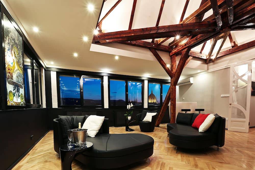Entire apartment, Modern Art Nouveau Penthouse with fantastic views over Budapest in Budapest, Central Hungary