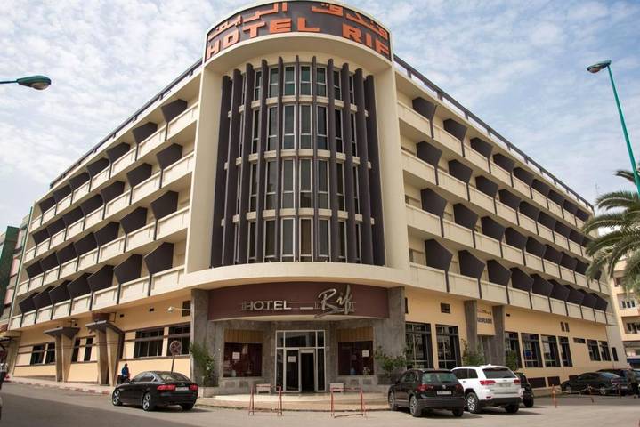Hôtel pour 2 personnes, avec balcon et piscine