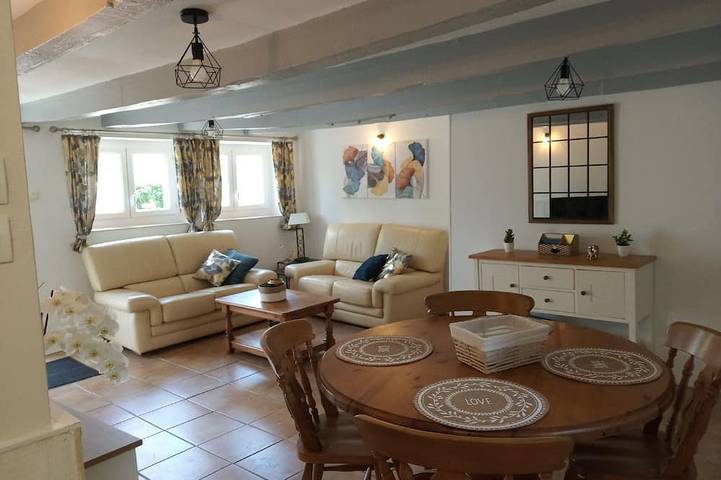 Location de vacances pour 4 personnes, avec piscine et jardin à Pluméliau - 4