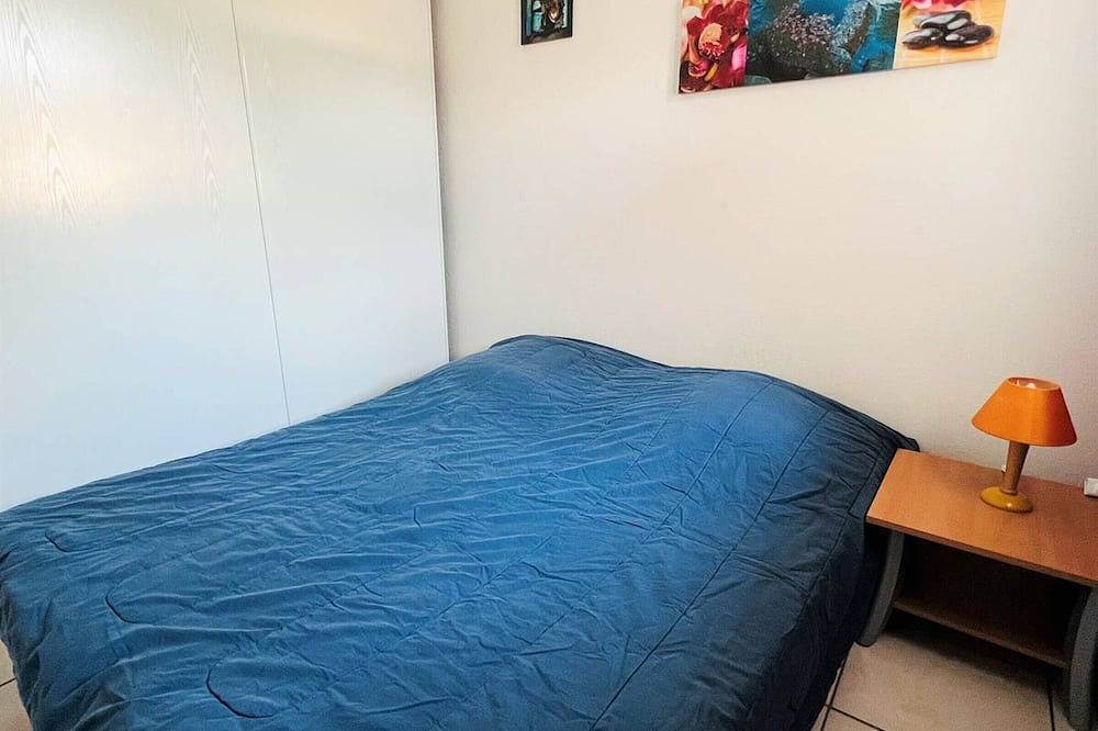 Entire apartment, Cozy 1Br Apt in Cambo-les-Bains with Pool, Terrace, Parking & Pet-Friendly in Cambo-les-Bains, Bayonne region