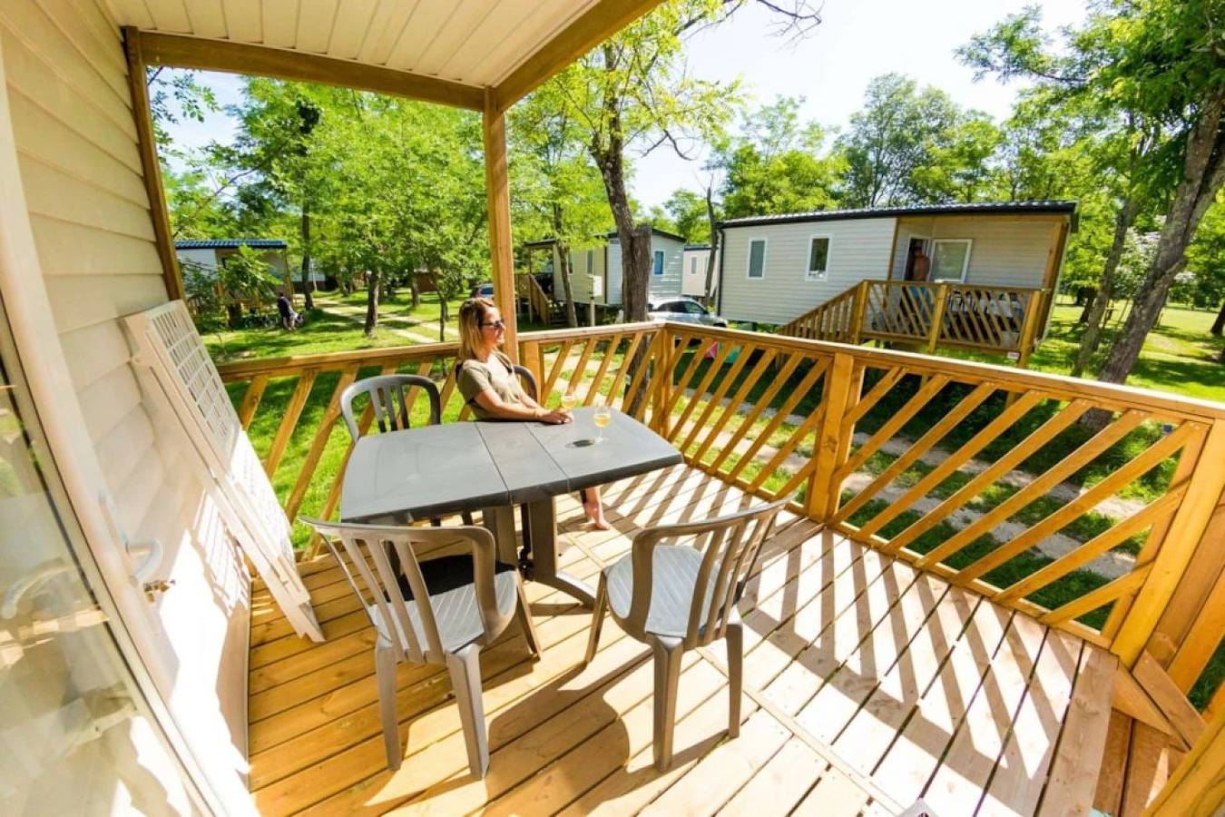 Camping 3 étoiles - ccaiiah in Labeaume, Ardèche