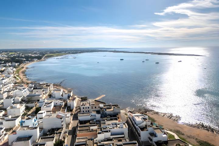 Vacation rental for 7 people, with balcony in Southern Italy