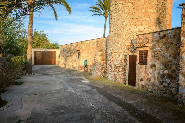 Ferienhaus 'Villa Moli De Ca N'orell' mit privatem Pool, Gemeinschaftsterrasse und Wlan in Santanyí, Mallorca Süden