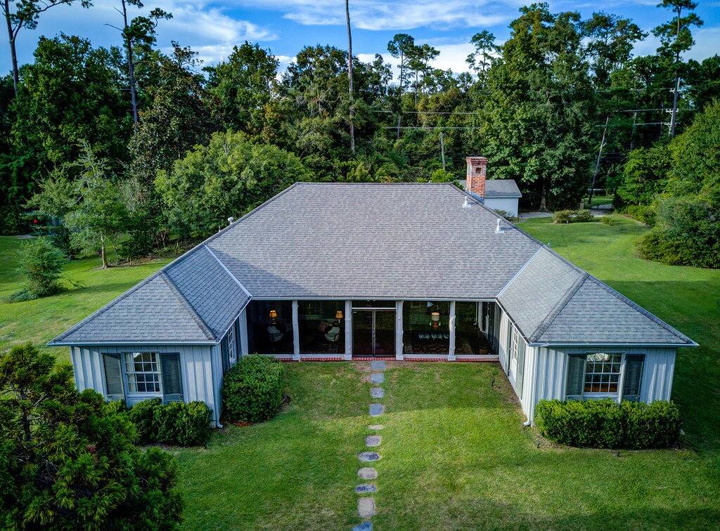 Bayou Liberty Waterfront Estate in Lake Pontchartrain