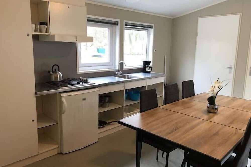 Mobilheim mit 3 Schlafzimmern und möblierter Terrasse in Nordholland