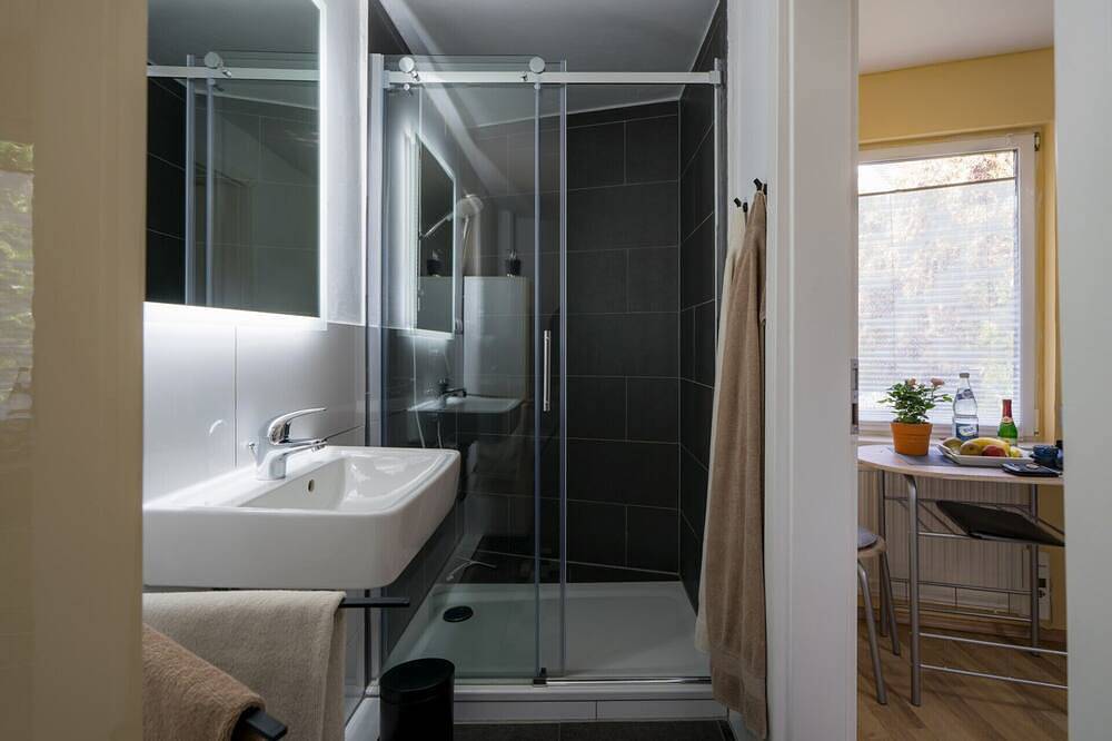 Appartamento intero, Small apartment for two people with garden and private entrance in Bochum, Ruhrgebiet