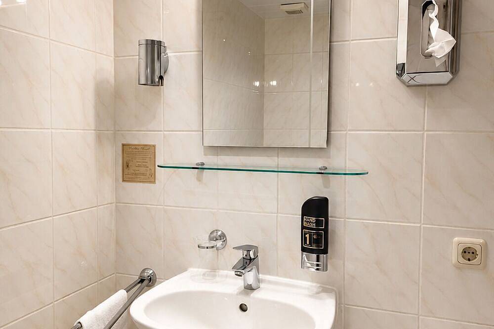 Ganze Wohnung, Einzelzimmer für 1 Gast mit 15m² in Quedlinburg in Quedlinburg, Harzvorland