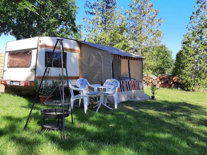 Bungalow für 3 Personen, mit Terrasse und Garten sowie Ausblick