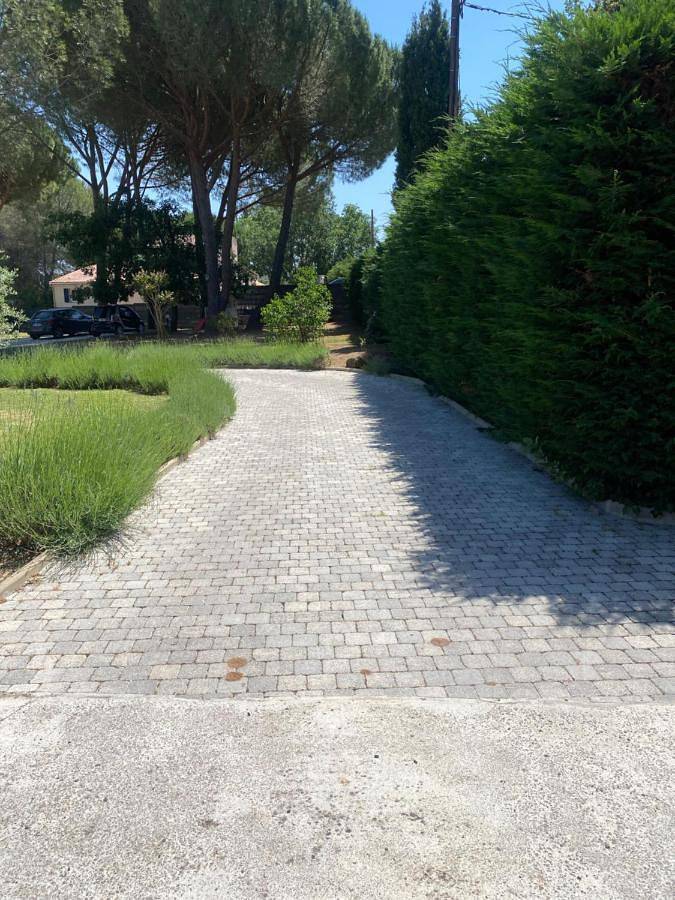 Gîte pour 2 personnes, avec vue et jardin à Les Arcs (Var) - 2