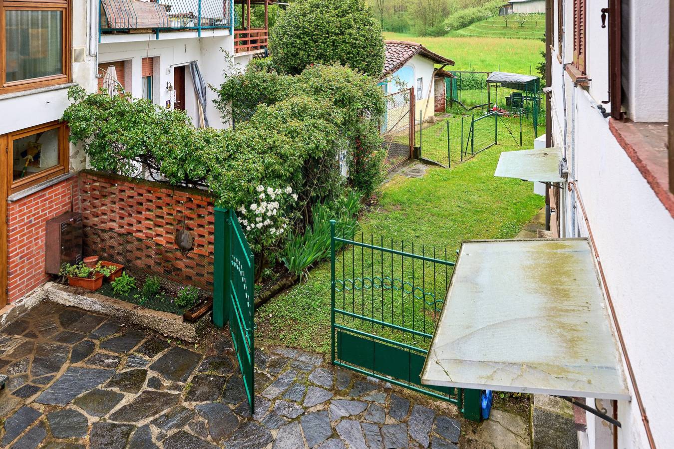 Ganze Wohnung, Ferienwohnung 'Bruna - 100m Dal Lago Maggiore' mit Wi-Fi in Monvalle, Lago Maggiore (Lombardei)