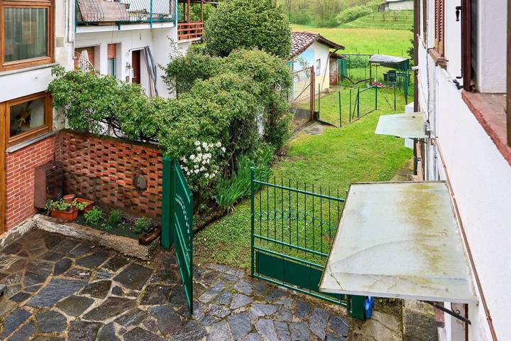 Apartamento inteiro, Apartamento 'Bruna - 100m Dal Lago Maggiore' com Wi-Fi in Monvalle, Lago Maggiore (Lombardia)