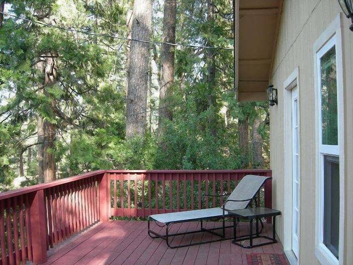Vacation rental for 9 people, with pool and terrace, with pets in Groveland (CA)