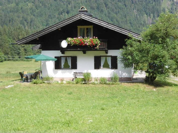 Ferienhaus für 6 Personen, mit Balkon und Terrasse sowie Garten und Ausblick in Winklmoosalm