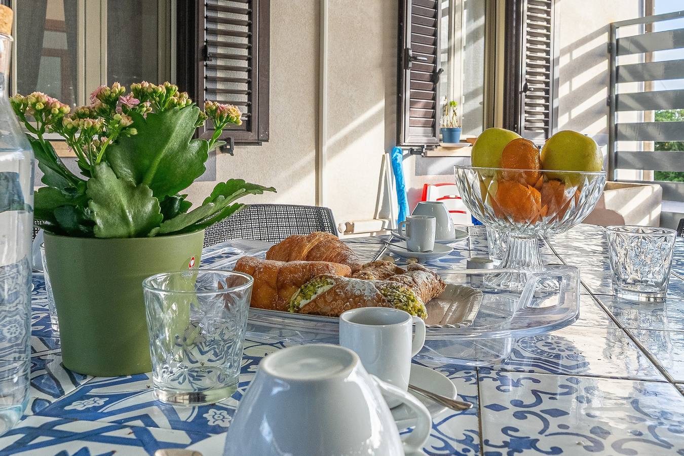 Appartamento intero, Appartamento 'Casa Gardenia Fronte Mare Per 6' con vista mare, Wi-Fi e aria condizionata in Santa Maria del Focallo, Ispica