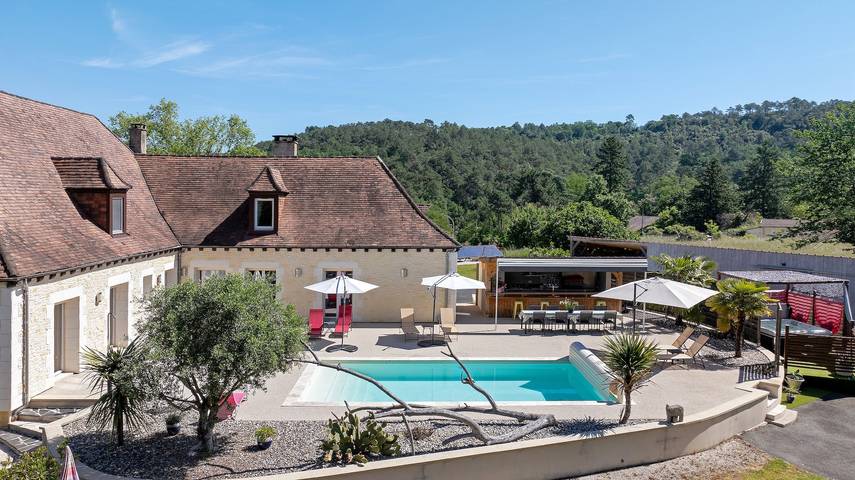 Chambre d’hôte pour 2 personnes, avec Balcon ainsi que Jacuzzi et Jardin