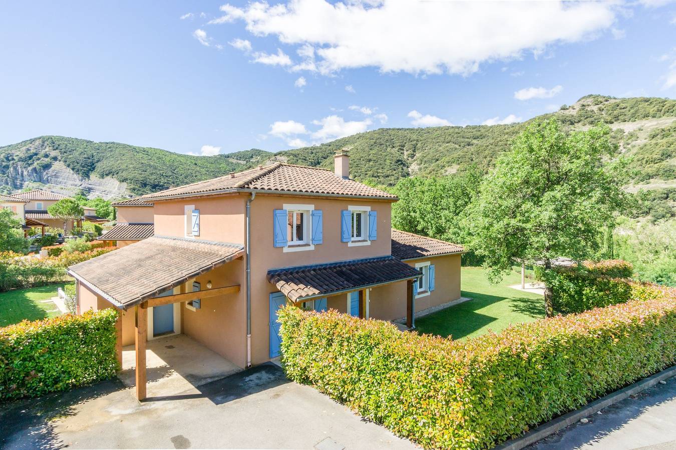 Villa für 10 Personen mit Balkon in Vallon-Pont-d'Arc, Ardèche