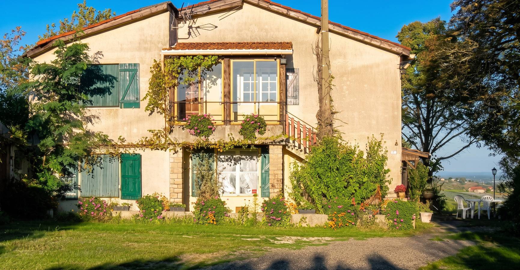 Familienhaus mit Gemeinschaftspool in Moissac, Garten in Boudou, Quercy