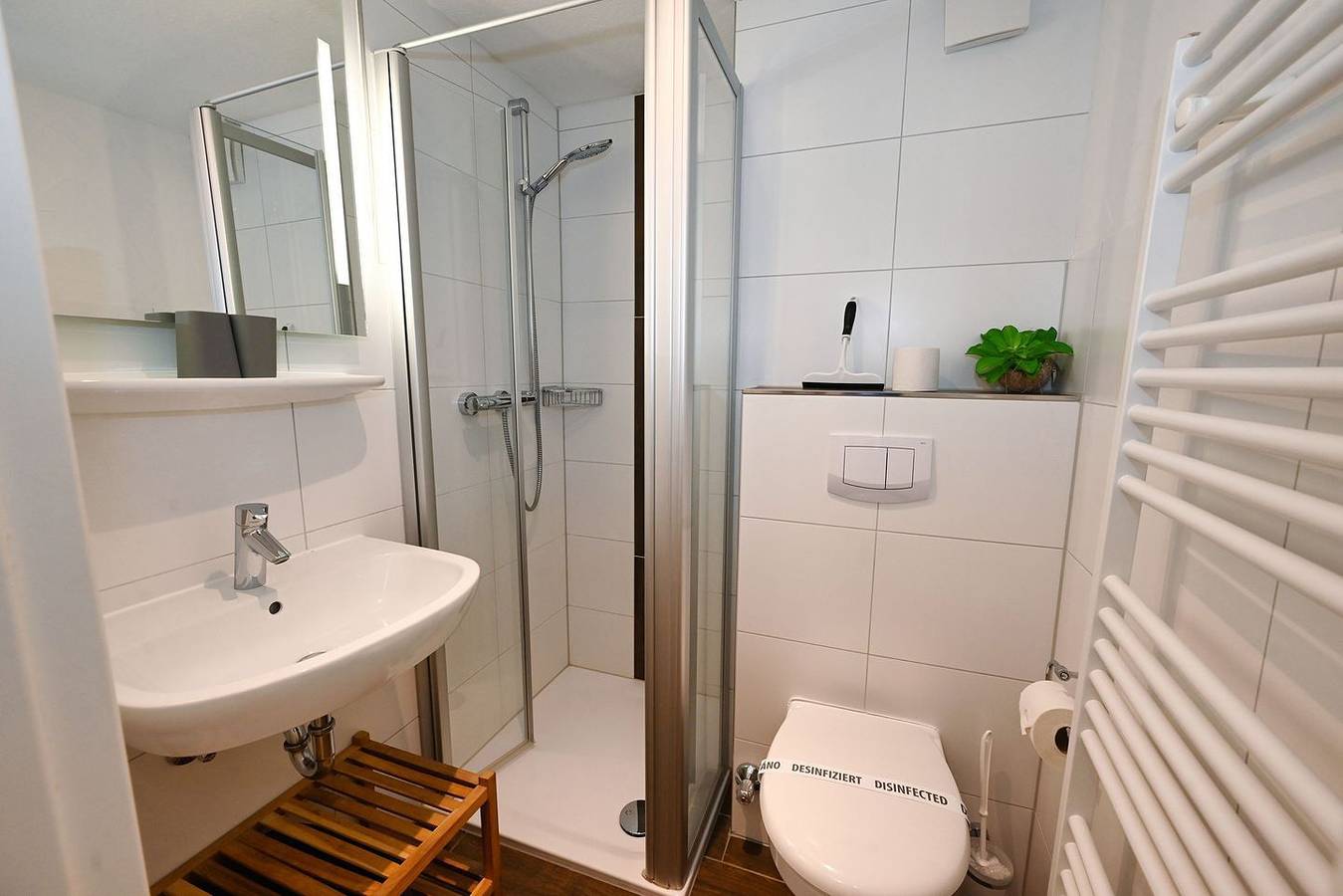 Ganze Wohnung, Fischer's Hus Wohnung 2
Moderne Wohnung für bis zu 3 Personen und Eintritt in die Meerzeit in Büsum, Dithmarschen