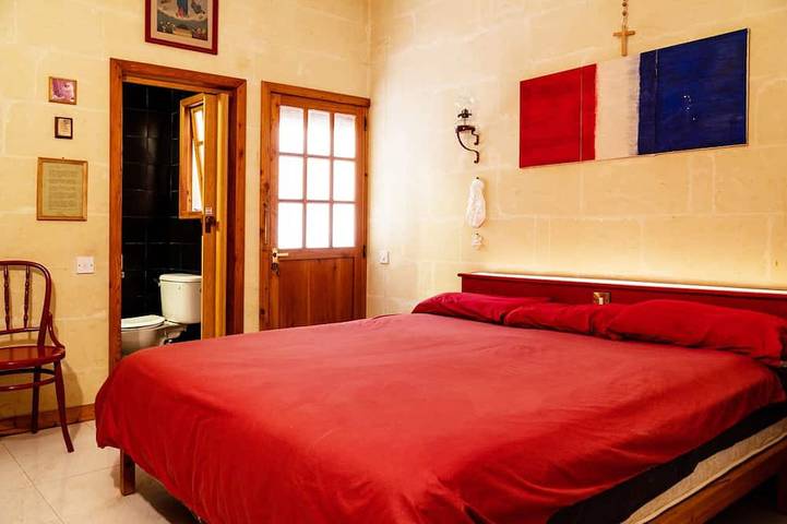 Ganze Wohnung, Dereks Marsalforn-Haus in Marsalforn, Zebbug