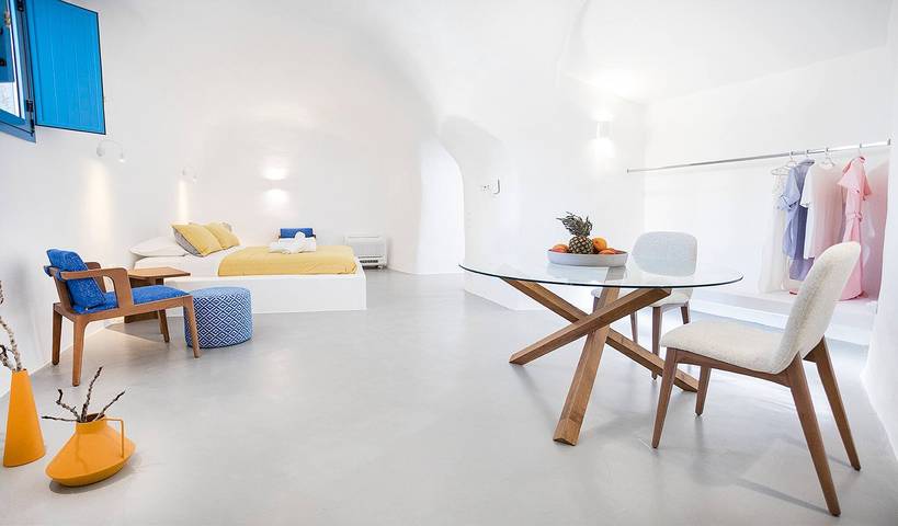 Gîte pour 2 personnes, avec balcon et jacuzzi dans Firostefani - 2