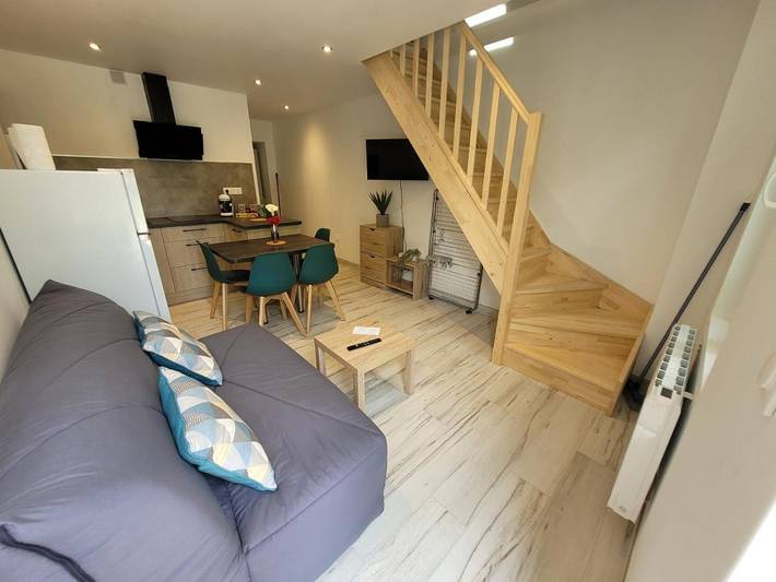 Gîte pour 2 personnes, avec Terrasse ainsi que Jardin et Vue dans Saint-Léger (Charente-Maritime)