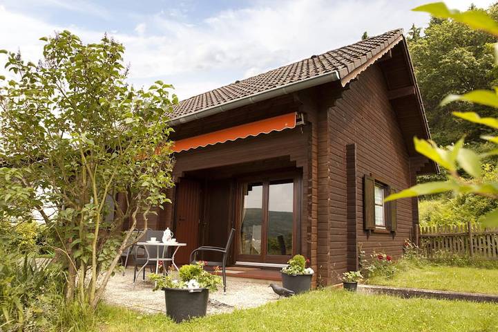 Casa vacanza per 3 persone, con idromassaggio e giardino - 1