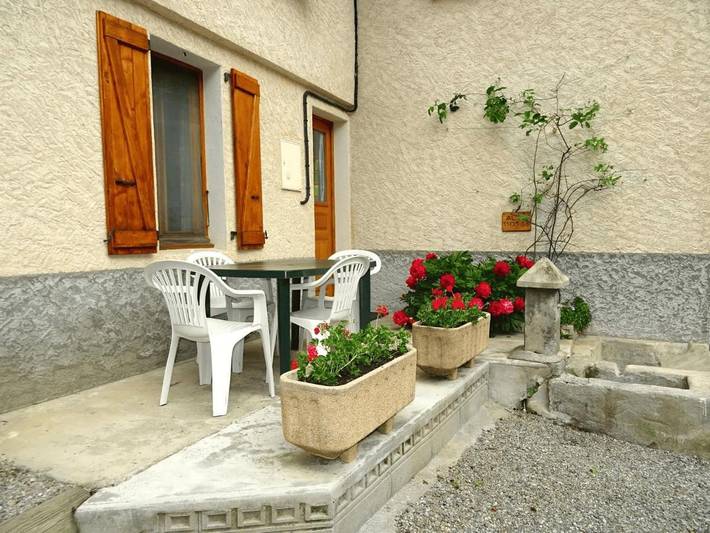 Gîte pour 4 personnes, avec terrasse à La Chapelle-en-Valgaudémar - 2