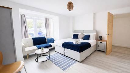 Holiday Rental for 8 People in Abbey Ward, Cambridge, Photo 1