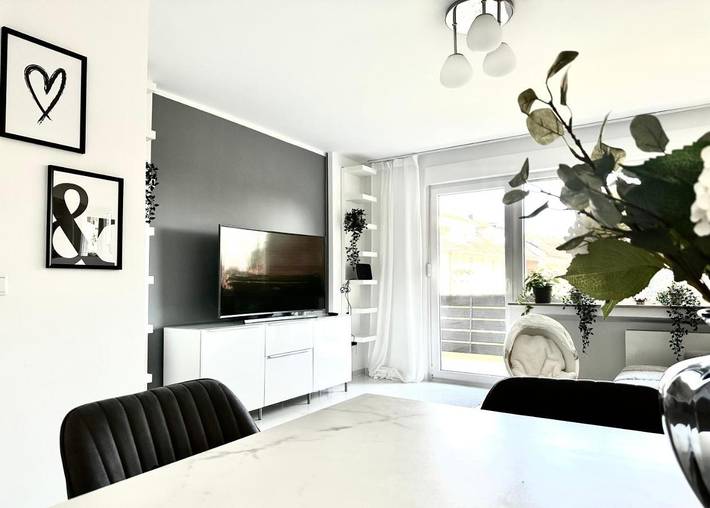 Ferienwohnung für 6 Personen, mit Balkon und Terrasse sowie Garten und Ausblick in Bonn - 3
