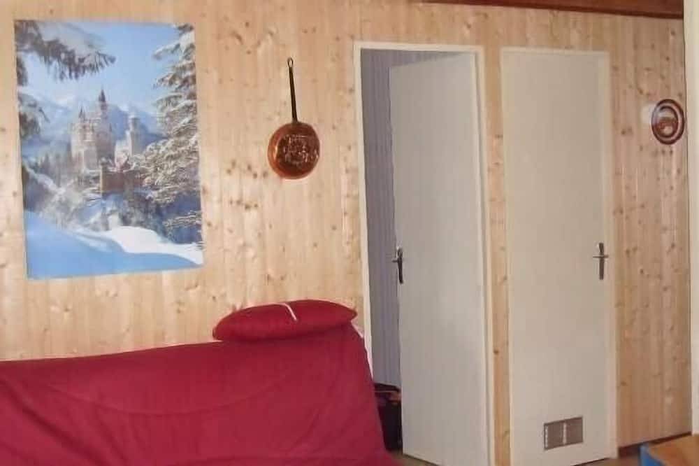 Chalet indépendant situé au pied des pistes in Le Lioran, Laveissière
