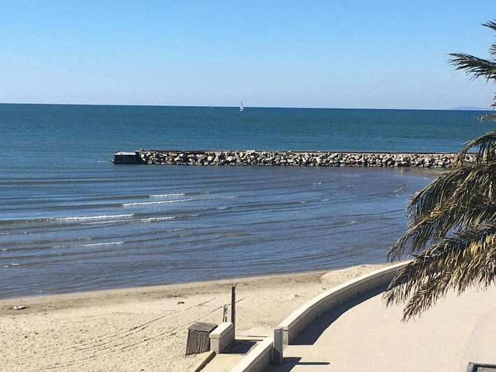 Gîte pour 5 personnes, avec balcon et vue dans Le Vieux Phare Du Grau Du Roi - 2