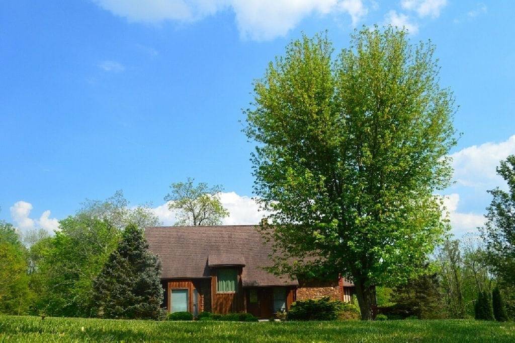 Luxuriöses Familienhaus # 21 4 Zim. Mit Hot Tub am Patoka Lake im Süden von Indiana in Patoka Lake