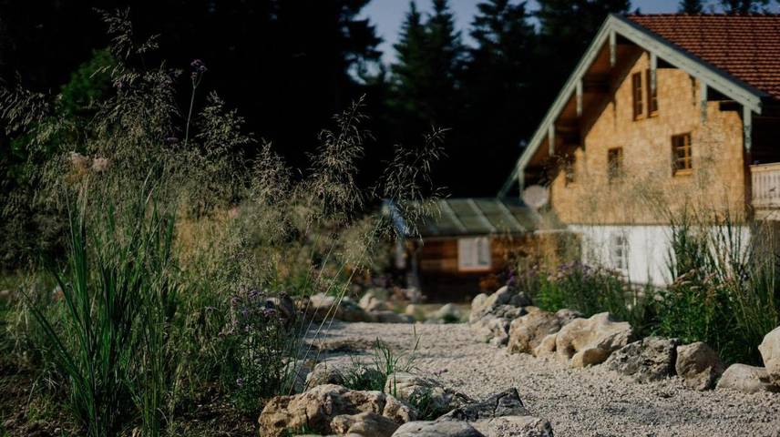 Hotel für 4 Personen, mit Terrasse und Garten sowie Ausblick in Frasdorf