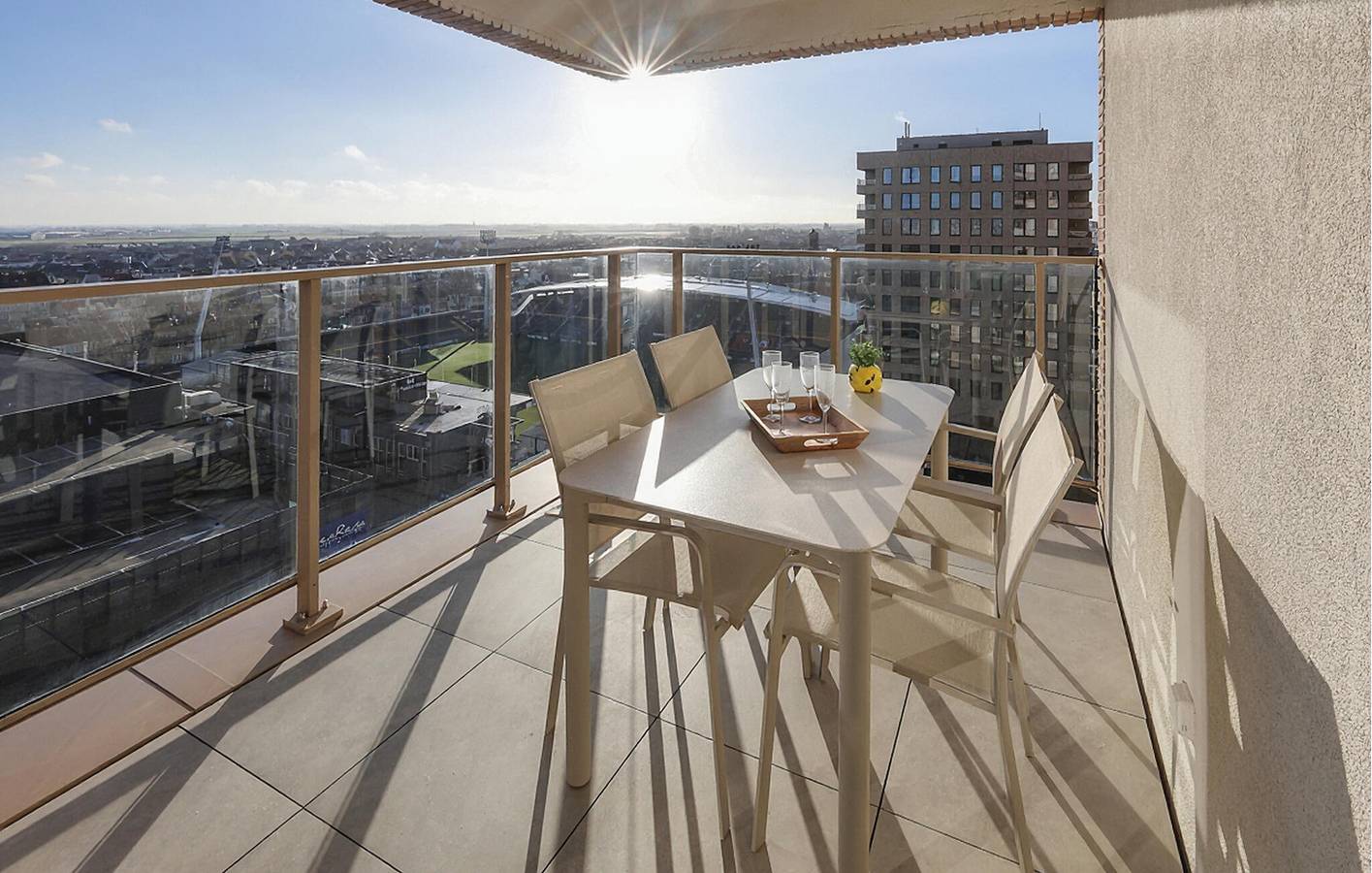 Appartamento intero, Appartamento vacanze per 4 persone con terrazza in Città di Ostenda, Ostenda