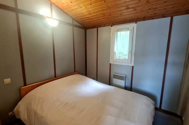 Gîte pour 4 personnes, avec jardin à Tournavaux - 2