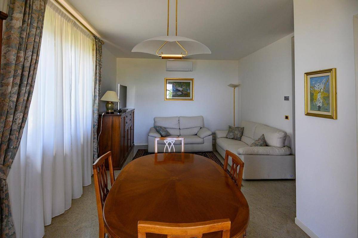 Villa Loredo in Padenghe sul Garda, Prealpi Gardesane