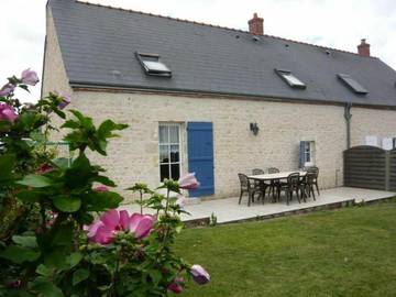 Gîte pour 5 personnes, avec terrasse, animaux acceptés à Épieds-en-Beauce