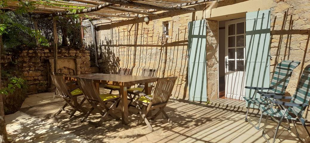 Gîte pour 5 personnes, avec piscine, animaux acceptés à Peyzac-le-Moustier - 4