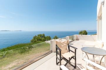 Gîte pour 3 personnes, avec jardin dans Tinos