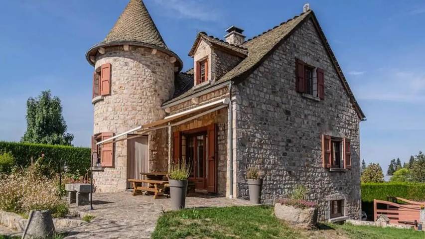 Appartement de vacances pour 11 personnes, avec Terrasse ainsi que Jardin et Piscine