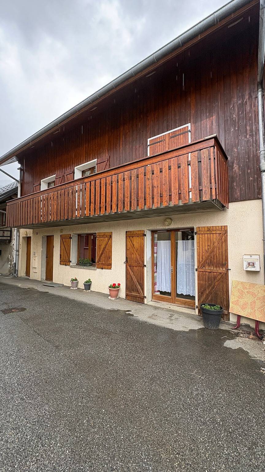 Apartamento entero, Apartamento completo para 6 personas con Wi-Fi in Saint-François-Longchamp, Massif de la Vanoise