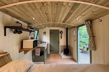 Glamping for 2 People in Shropshire, West Midlands, Photo 1