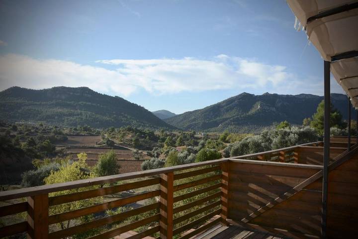 Casa rural con piscina para 3 personas, con jacuzzi además de piscina y jardín, Se admiten mascotas en Provincia de Teruel - 3