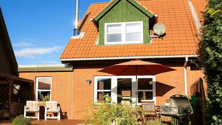 Ferienhaus für 9 Personen, mit Terrasse